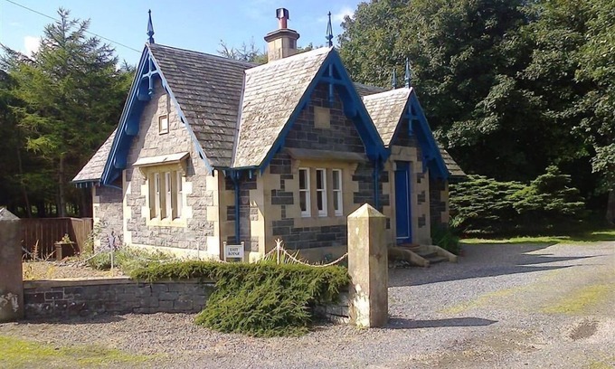Ardwell Cabaña | Ardwell House East Lodge - a cottage that sleeps 2 guests in 1 bedroom
