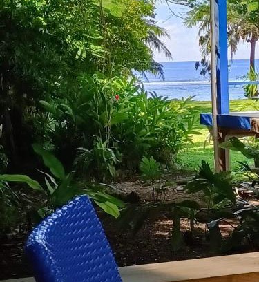 Avarua Apartamento | Are Tamareni 2BR Beach Cottage or River Studio