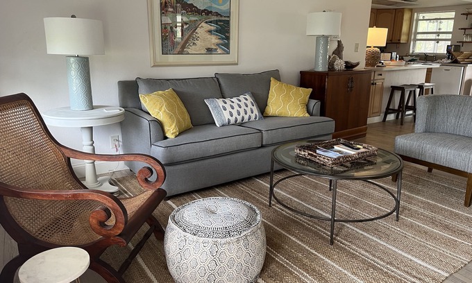 Bokeelia Casa | Are you looking for old Florida.? Lower heart rate? No high rises/ traffic?