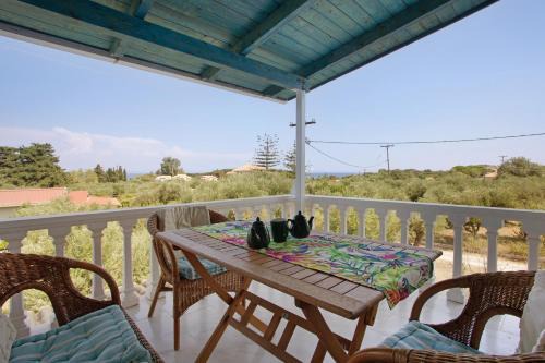 Vasilikos Apartamento | Areti Orfeas Two-bedroom Apartment