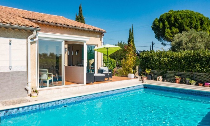 Argeliers Villa | Argeliers Holiday Home, Sleeps 8 with Pool