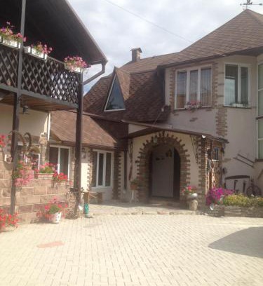 Karakol Casa | Argo Guest House