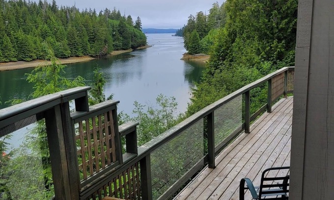 Bamfield Casa | Argo's Landing