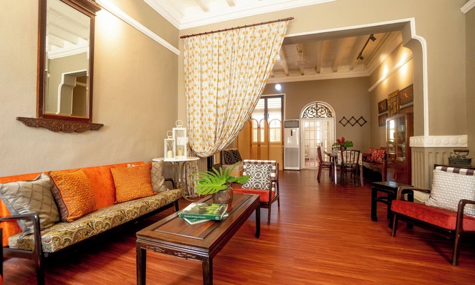 Downtown George Town Casa | Argus Residence - Newman