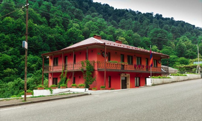 Dilijan Hotel | Ariana Family Hotel