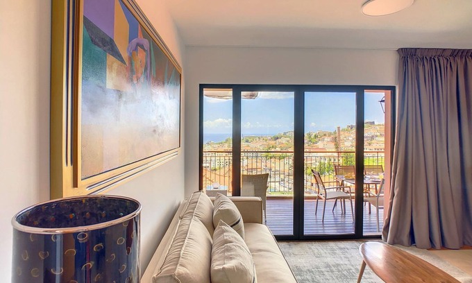 Santa Luzia Apartamento | Arigato Apartment by LovelyStay