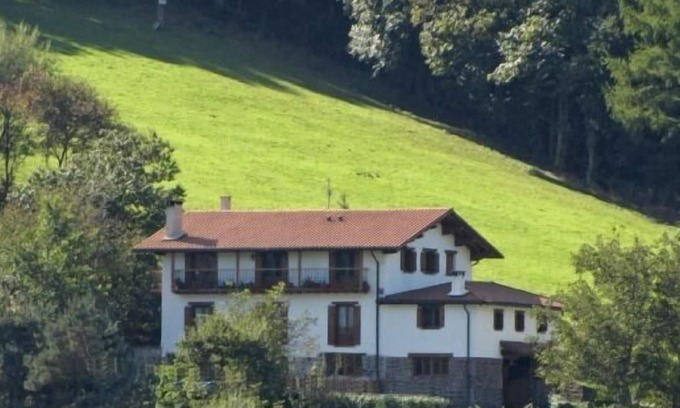 Leitza Cabina | Casa rural Aritzeta rodeada de naturaleza y paisajes espectaculares para 15