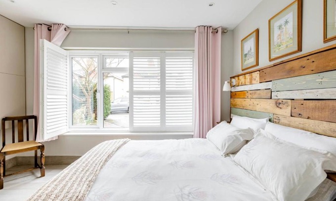 Woking Casa | Arlington - private room and en-suite