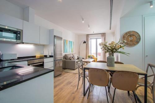 San Bartolome Apartamento | Armenta Deluxe Suite by Valcambre