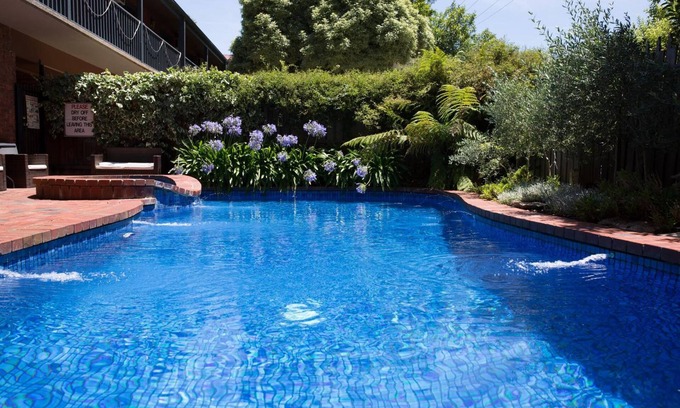 Beechworth Hotel | Armour Motor Inn
