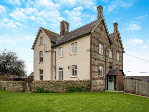 Pulham Casa | Armswell House