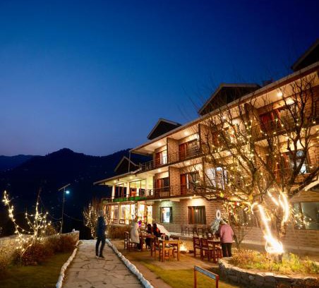 Manali Hotel | Aroha Residency- A Countryside Resort