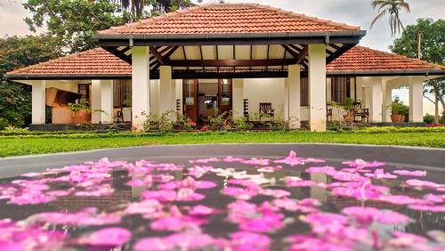 Baddegama Cabina | Aroma Woods