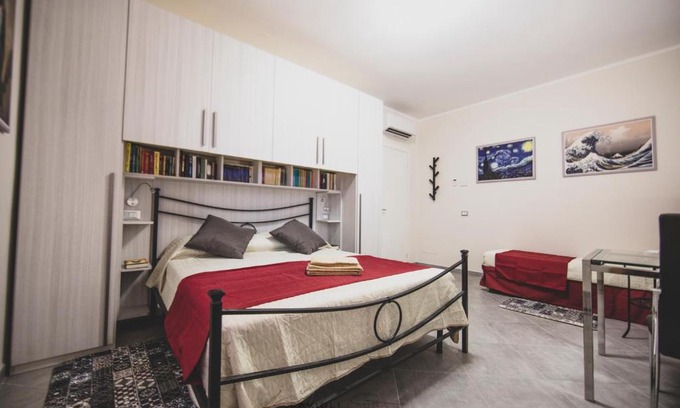 Old Town Cama Y Desayuno | ART & BOOKS bed and breakfast