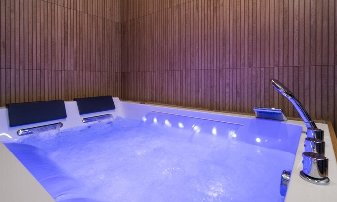 Hincmar Apartamento | Art Deco Champagne & Spa