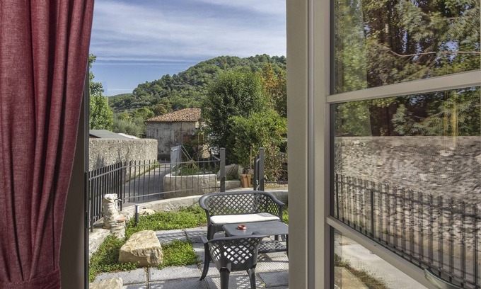 Vorno Casa | Art Gallery B&B