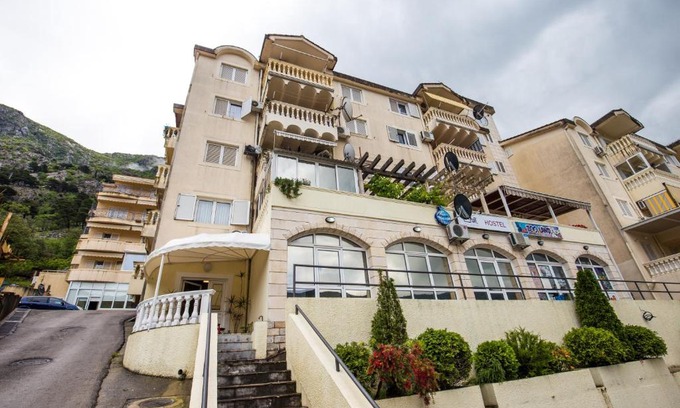 Kotor Casa | Art GuestHouse