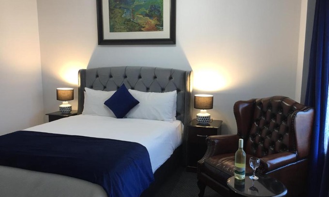 Launceston CBD Hotel | Art Hotel on York