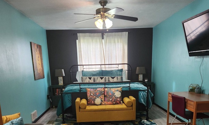 Jefferson County Apartamento | Art Inspired Modern Country Retreat