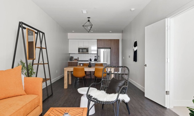 Highland Condominio | Art Inspired Stay | Espadin LoHi