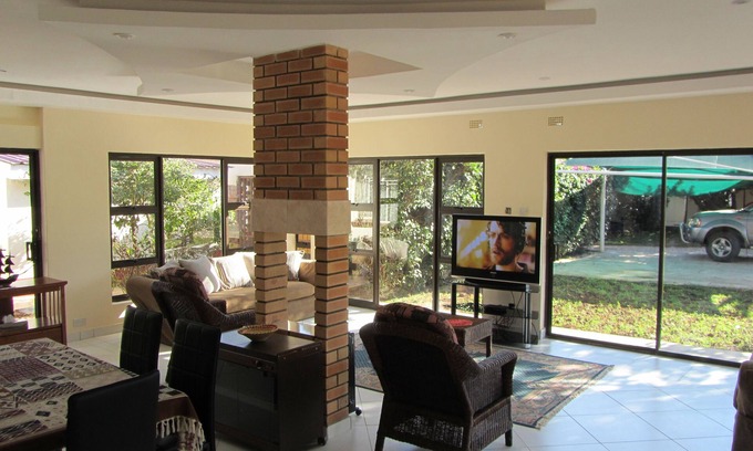 Harare Casa | Art Lodges