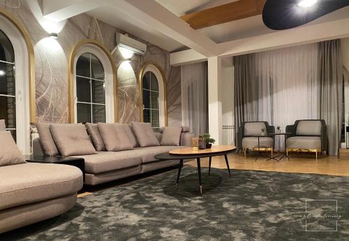 Novo Sarajevo Apartamento | Art of Living luxury suite - with garage