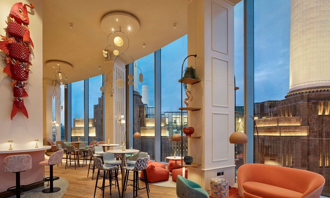 Queenstown Hotel | art'otel London Battersea Power Station powered by Radisson Hotels