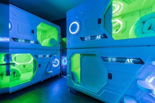 Centro Hotel | Art Seven Hostel Capsules