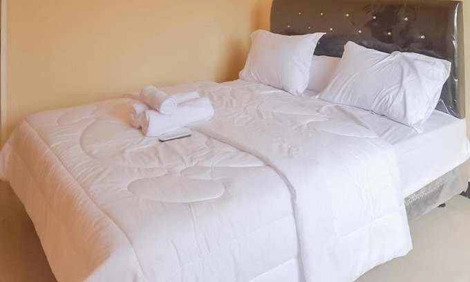 Java Casa | Artayya Puri Homestay near Terminal Purabaya Madiun Mitra RedDoorz