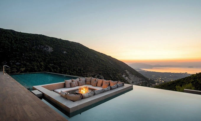 Agia Marina Villa | Artelia - Cinco Habitaciones Villa, Capacidad 10