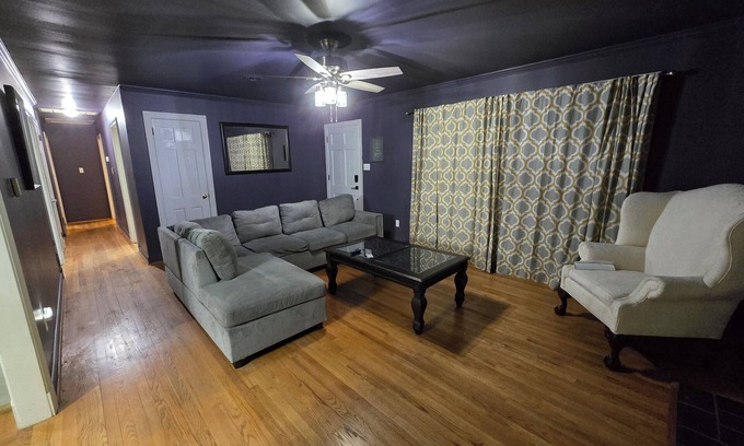 Mosby Casa | Artfully Elegant 3-bedroom house in Mechanicsville