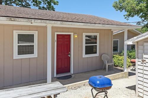 Indian Point Casa | Artilla Cove Cabin 3 - Lake views -Outdoor Pool