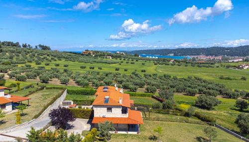 Kassandra Villa | Artis Villa by RentalsPro Services - Poseidi Halkidiki