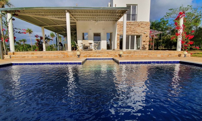 Piribebuy Villa | Casa del artista en Piribebuy