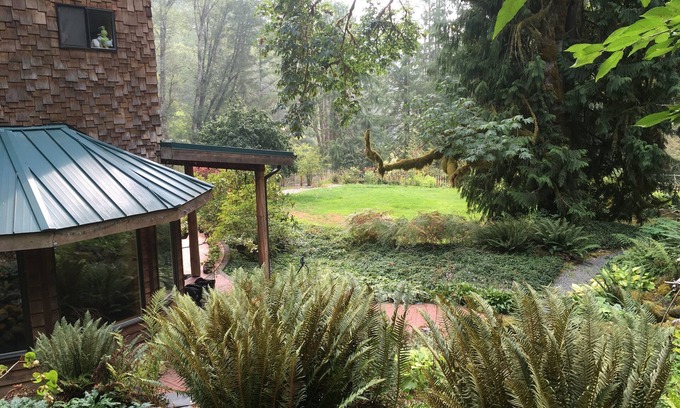 Concrete Casa | Artistic Comfort at North Cascades EcoGarden! --Non-toxic -see below