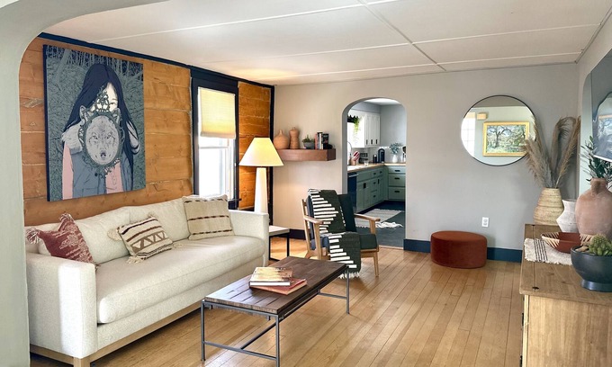 Mancos Casa | Artistic Haven: Mancos Cabin Near Mesa Verde