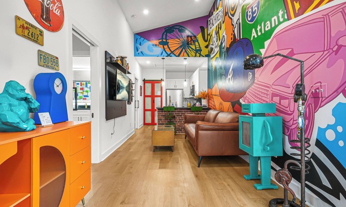Union City Casa | Artistic Retreat 10 min to Airport & near Downtown
