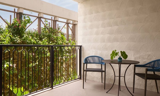 Coconut Grove Hotel | Artistic Room w/ Instagram-Worthy Interiors, Balcony and Rooftop Pool Access