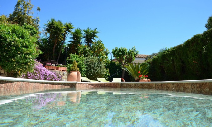 Cabrils Apartamento | Arts House. Piscina, Jardin, Playas, Montañas @ 20 km from Barcelona