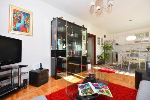 Klis Apartamento | Artsy Apartment