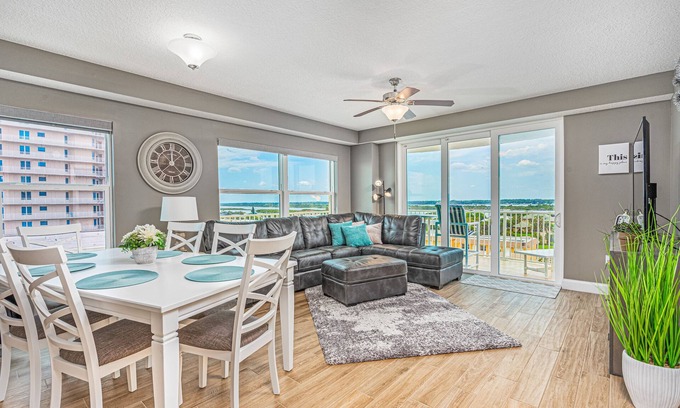 Ocean View Halifax Estates Condominio | Aruba Condo - Ocean and River View #607
