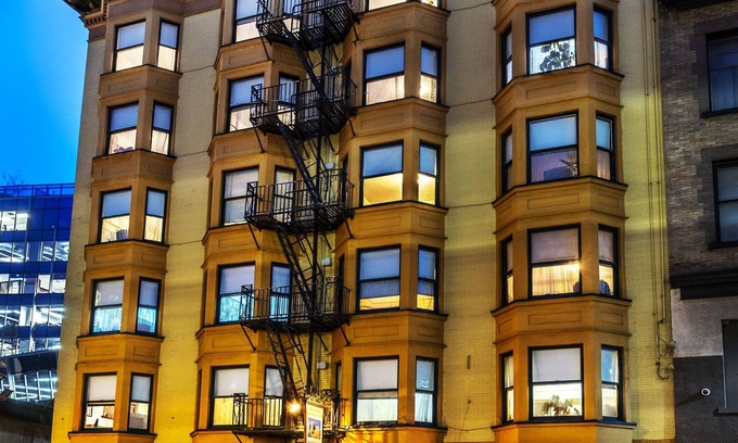 Downtown New Westminster Apartamento | Arundel Mansion
