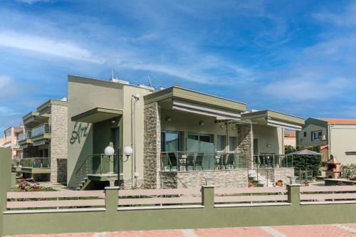 Nea Iraklitsa Apartamento | Arz Apartments