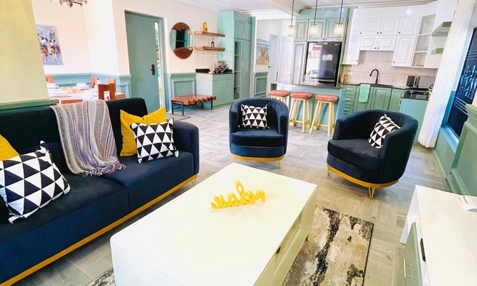 Seeta Apartamento | Asante Courts luxury at Namugongo, Kampala, Uganda. free wiifi, Netflix, parking
