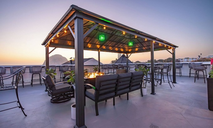Morro Bay Hotel | Ascot Suites
