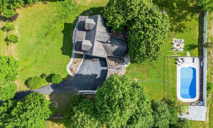 Fletcher Casa | Asheville Home close to Airport! 20 minutes to Biltmore!