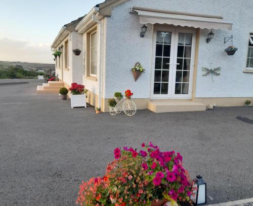 Ardara Cama Y Desayuno | Ashling House B&B, Ardara on Wild Atlantic Way F94T6N7