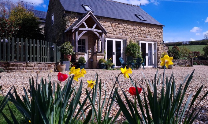 Kelstedge Cabaña | Ashover Derbyshire Casa rural de lujo rural con baño privado en ambas habitaciones