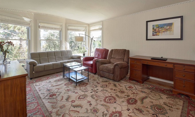 Marina District Condominio | Apartamento clásico de San Francisco en área plana