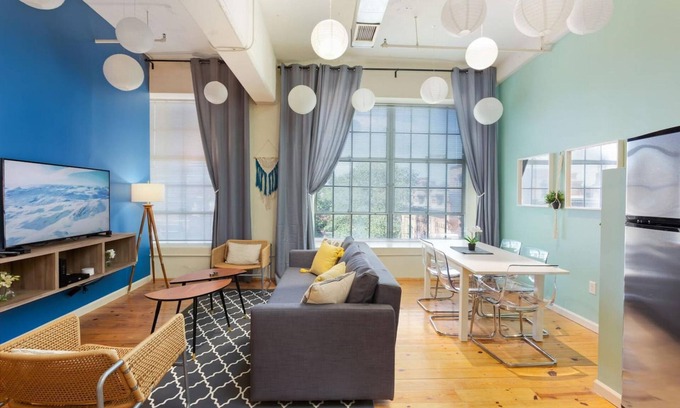 Downtown Apartamento | ASK FOR Discount-2br Hip Apt Apple TV Fastwifi